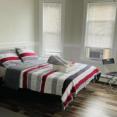 Lovely Stay Close To The Redline And Boston Downtown Exterior photo
