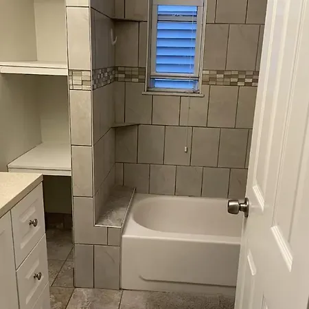 Lovely Stay Close To The Redline And Boston Downtown Exterior photo